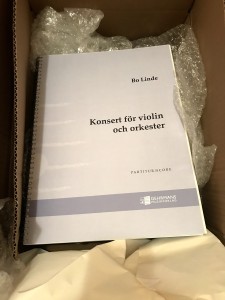 リンデ：ヴァイオリン協奏曲のスコア。スウェーデンのGehrmans Musikförlag社より取り寄せた。